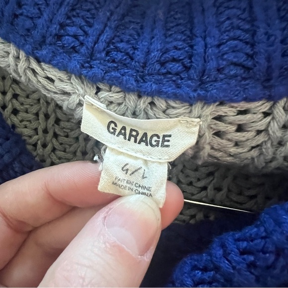 Garage Chevron Color-Block Knit Sweater | Blue Gray White | Size Large - Picture 5 of 7